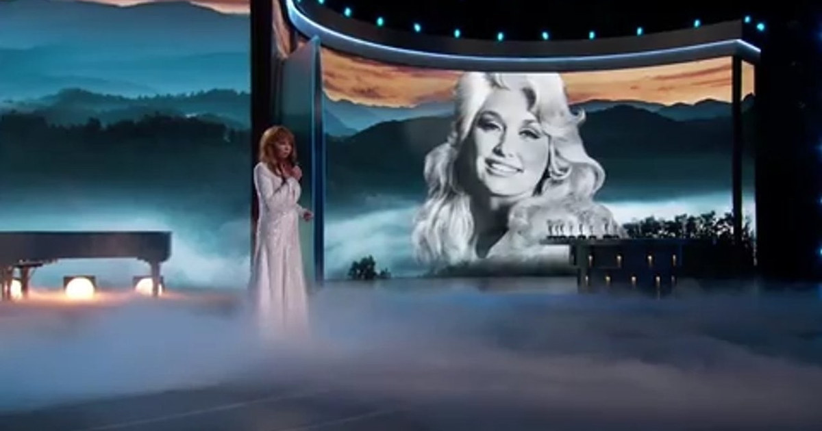 Sally Field and Reba McEntire Pay Emotional Tribute to Dolly Parton, Video thumbnail (max res)